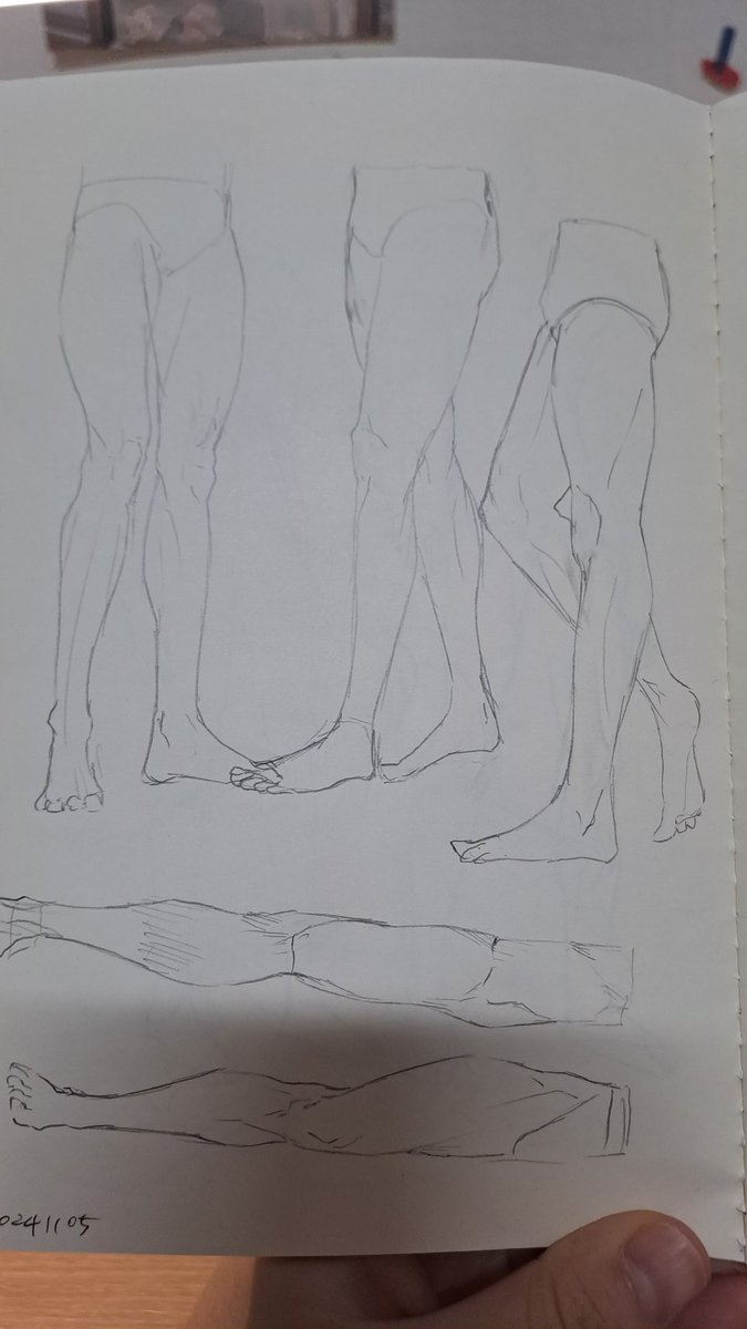 요즘엔 나름대로 그림연습 중이예오