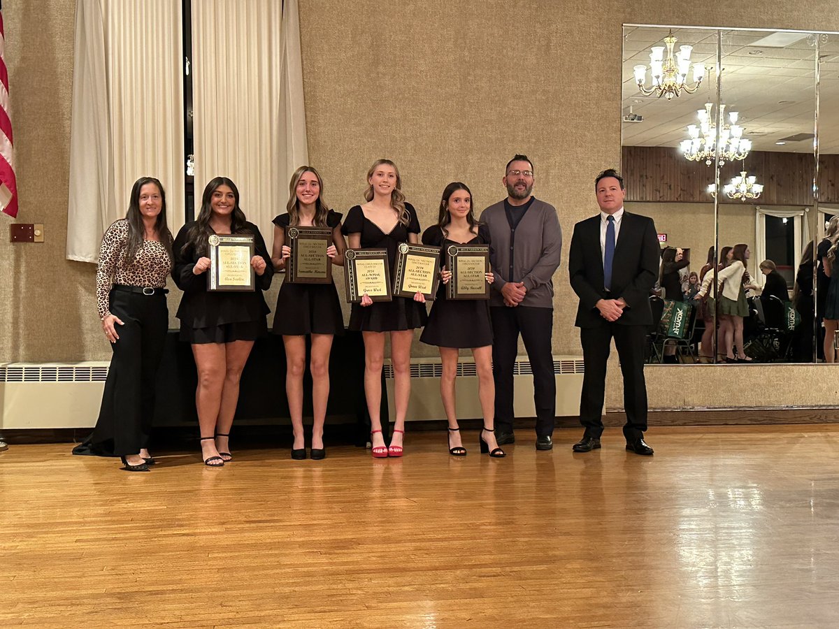 Here are our 4 All Section and our one All WPIAL
All-Star award winners and their plaques.