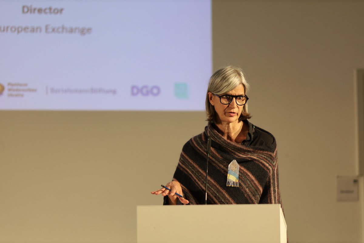 "We from the community of civil society understand, that all our efforts are built on sand if democracy is not protected by military means and by serious security guarantees for any of our democratic European neighbours" <a href="/EASchiffer/">Stefanie Schiffer</a> opening #19KyivDialogue