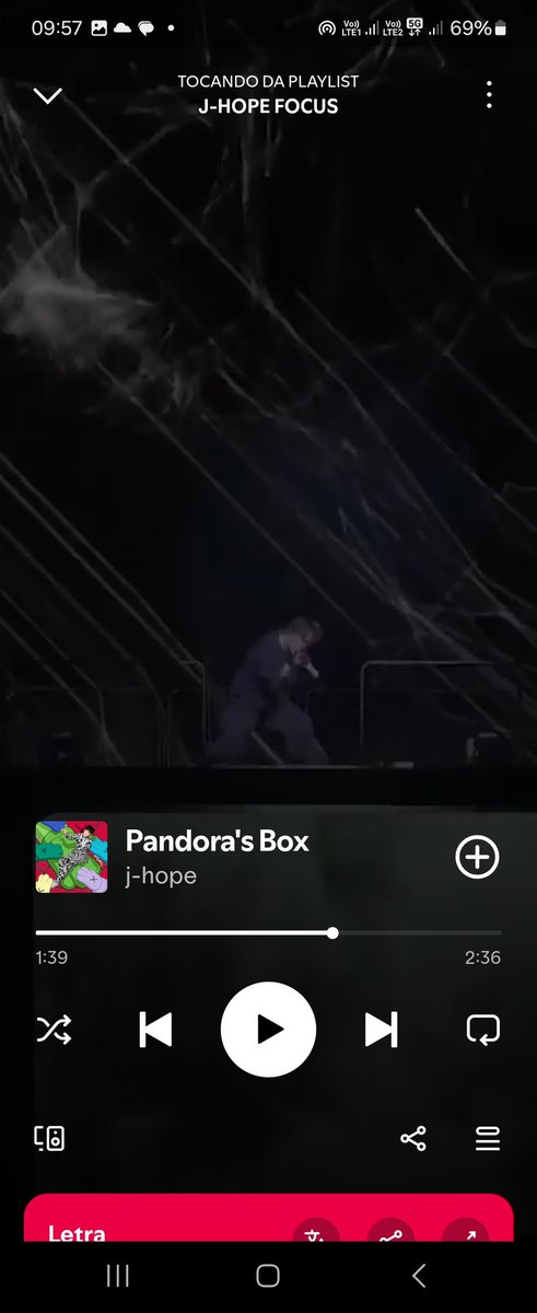 dehnutridias's tweet photo. I vote for #jhope at #2024MAMAVOTE https://t.co/qt7NfJPLpB
