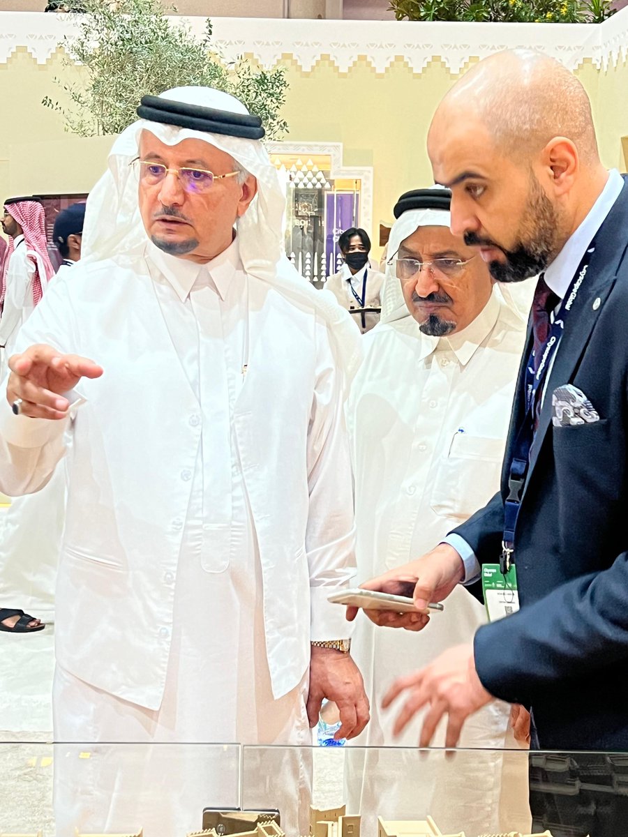 Refd119987991's tweet photo. جانب من زيارتنا اليوم الى معرض العقار 
#City_scape_2024 https://t.co/XRsup9QqP7