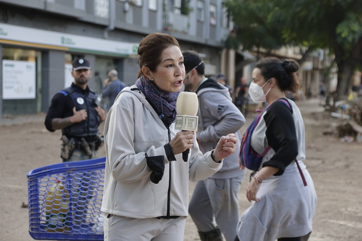 ¿Ana Rosa te transmite credibilidad?

🔄 SI
❤️ NO