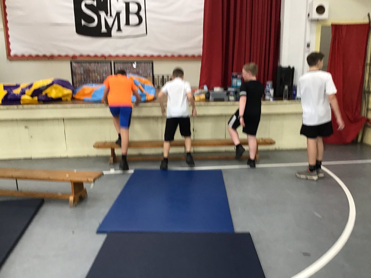 MrsStew_STMB's tweet photo. Improving out fitness and stamina in PE whilst working on different muscle groups. https://t.co/5nraNLnEk5