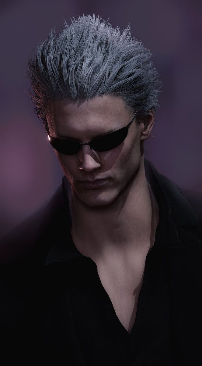 #loykrathongwithRE24 

⠀⠀⠀⠀ค่ำคืนนี้เป็นอีกคืนที่ตนต้องมาทำงานร่วมกันลภัสกร แต่เขาดันไปเลี้ยงเหล้าคนในงานแบบไม่สนเงินในกระเป๋าตนเองจึงได้แต่ถอนหายใจและยกกาแฟกระป๋องขึ้นมาดื่มรอลูกค้า—

⠀⠀⠀⠀⠀“ ผมพึ่งรู้ว่ามีปลาดุกยักษ์แจกในงานด้วย น่าสนใจ— ผมหมายถึงคนโดนสวบน่ะ ”
⠀