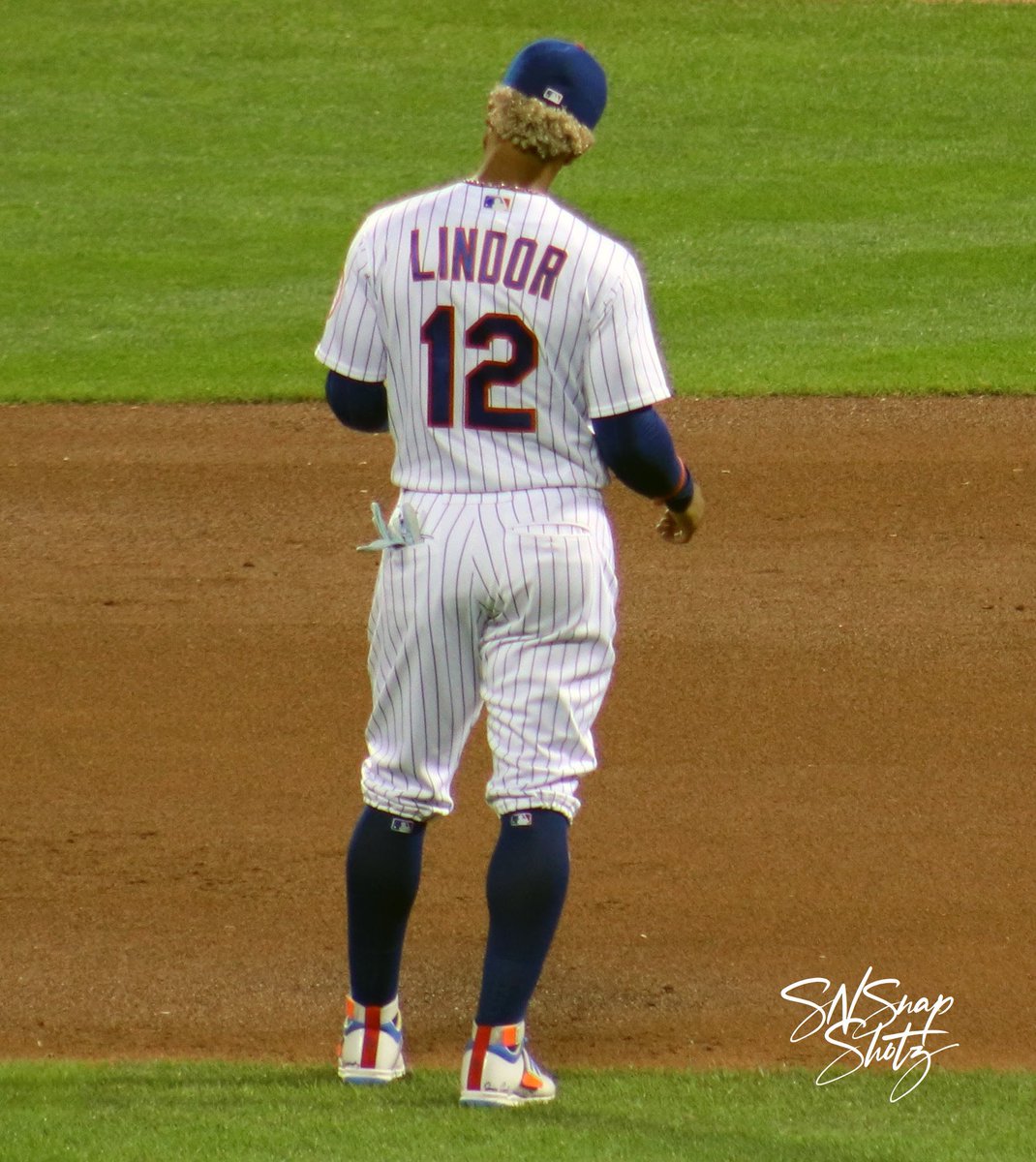 SnSnapShotz's tweet image. Happy Birthday @Lindor12BC !! Have a fantastic day and offseason!! Spring training will be here before you know it!!! 
.
.
.
.
#Photography #igers #instaphotography #instadaily #photographer #photo #instaphoto #photogram #SnSnapShotz #birthday #HappyBirthday #mets #lgm #lfgm