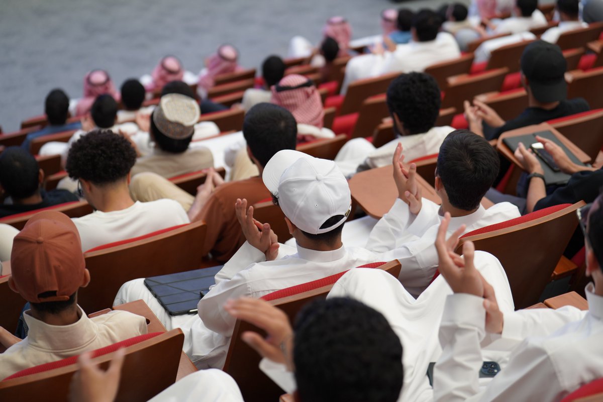 KFUPM's tweet photo. نظمت كلية الحوسبة والرياضيات في #جامعة_الملك_فهد_للبترول_والمعادن، بالتعاون مع شركة سِرار التابعة لمجموعة STC @sirar_bystc، ورشة عمل متخصصة تهدف إلى تمكين الجيل القادم من خبراء الأمن السيبراني. افتتح اليوم الأول المهندس وليد علي، الرئيس التنفيذي للتميز المؤسسي في شركة سِرار وأحد خريجي الجامعة، حيث قدم عرضًا حول مستقبل الأمن السيبراني. كما شهد اليوم الثاني ورشة عمل قدمها نخبة من الخبراء في هذا المجال.

لقراءة المزيد: https://t.co/kjZqncl4YG

#KFUPM