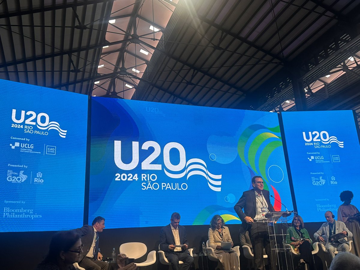 Chaire ETI Paris1 Sorbonne - IAE (@chaire_eti) on Twitter photo Opening of the U20 in Rio de Janeiro by the Mayor of Rio Eduardo Paes. Pr <a href="/CarlosMorenoFr/">Pr Carlos Moreno | IAE-Paris Sorbonne</a> has the honor to give my 45-minute conference after the official speeches "Integrating Global Climate Policies with Local Urban Planning" Opening of the U20 in Rio de Janeiro by the Mayor of Rio Eduardo Paes. Pr <a href="/CarlosMorenoFr/">Pr Carlos Moreno | IAE-Paris Sorbonne</a> has the honor to give my 45-minute conference after the official speeches "Integrating Global Climate Policies with Local Urban Planning"