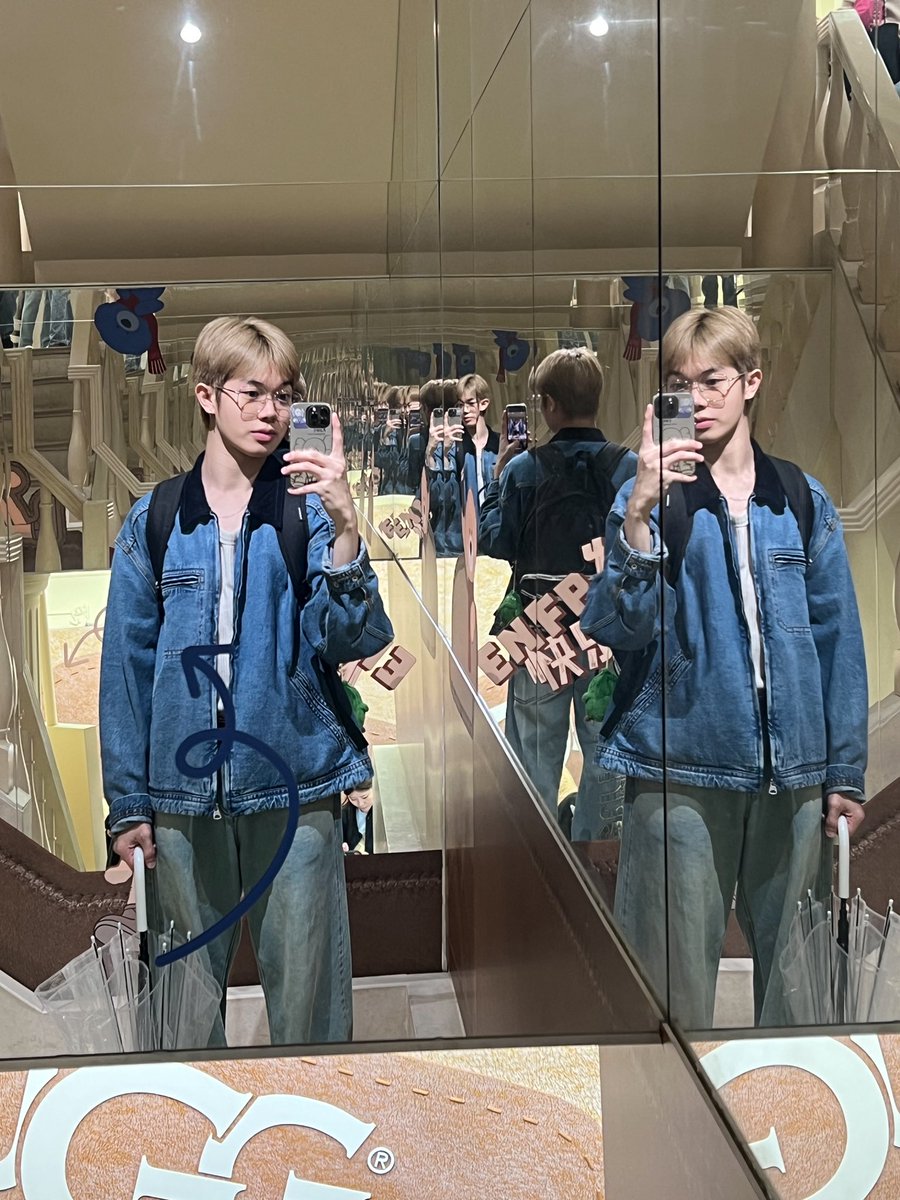 In จีน 
#chatwst