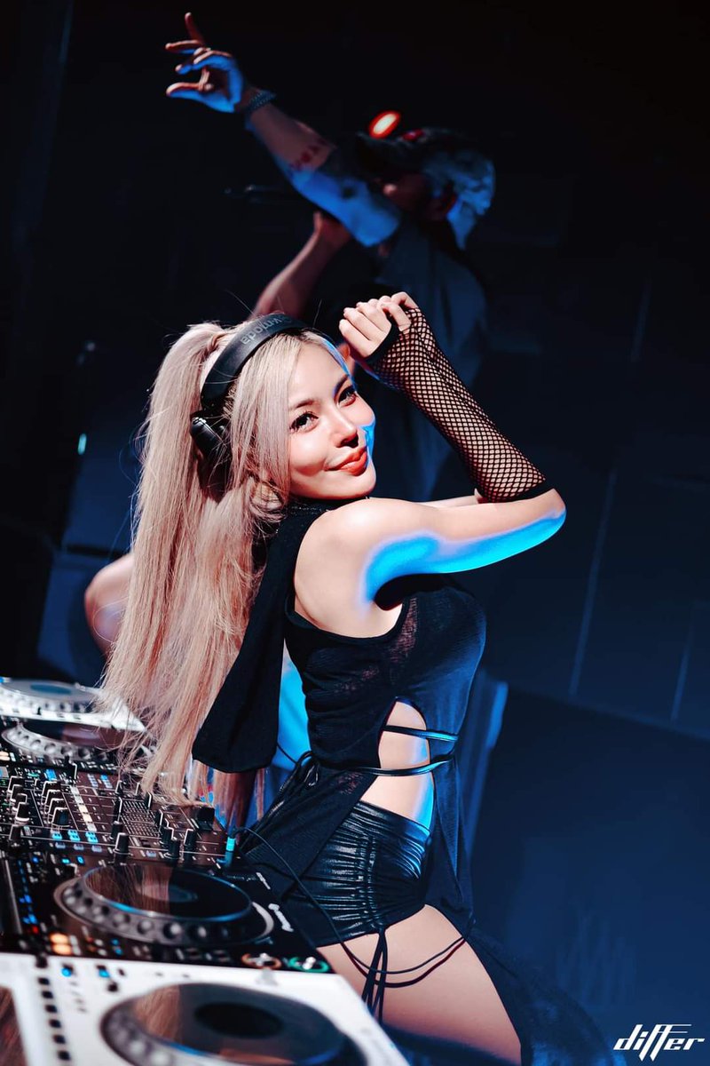 ClubbingPattaya's tweet photo. #differpattaya #Thailand #clubbingpattaya https://t.co/sTrKQ6jSNs