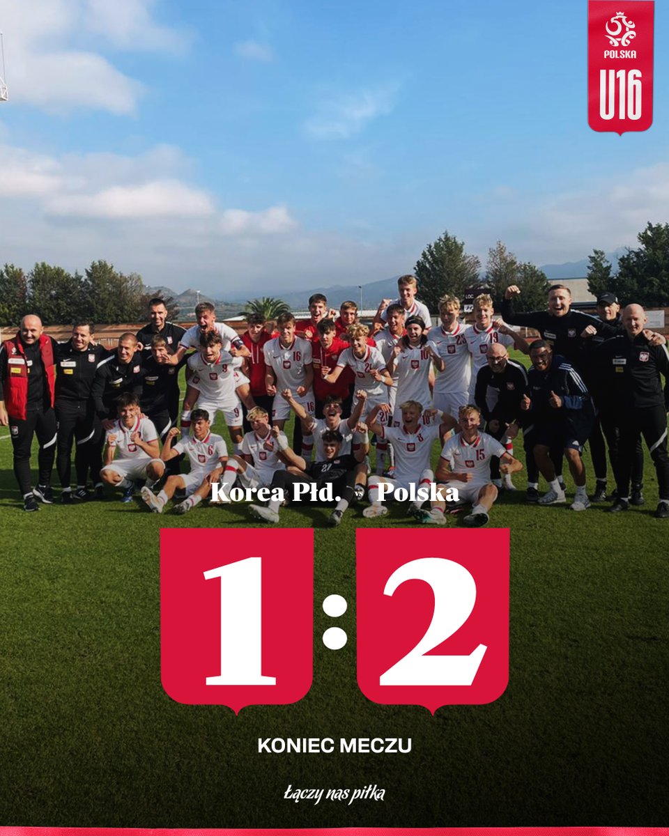 LaczyNasPilka's tweet photo. Reprezentacja Polski U16 pokonała w towarzyskim meczu Koreę Południową 2:1. Bramki dla biało-czerwonych zdobyli Berkowski i Kucharski. 👏
__
FT #KORPOL 🇰🇷🇵🇱 U16 1:2 https://t.co/vpJMre36b5