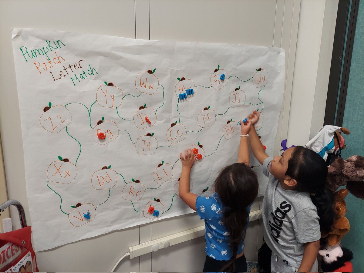 Letter ID work and teamwork to match all the letters together... it doesn't get much better than this in <a href="/HumbleISD_PREK/">HumbleISD ECE</a> station time! 🔠🔡
<a href="/PreK_JonesB/">Brandi Jones</a> <a href="/HumbleISD_OE/">Oaks Elementary</a> 
#Play4PreK #PreKExplorers <a href="/HumbleISD/">Humble ISD</a>