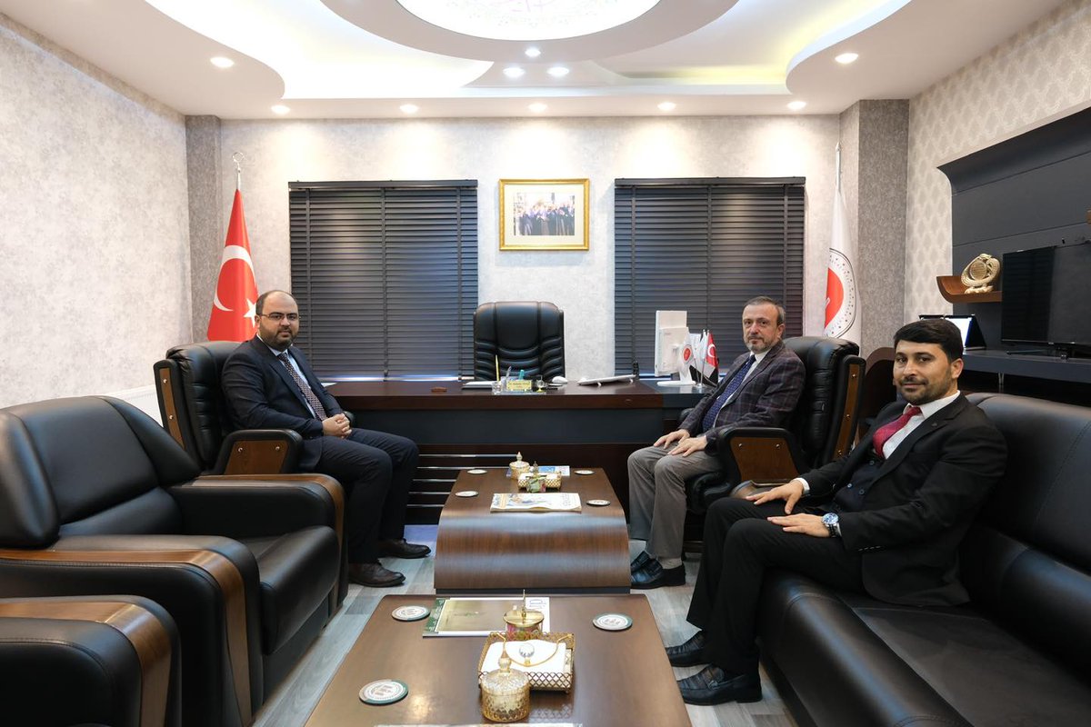 diihtisas's tweet photo. Akademi Merkezimiz Selahaddin-i Eyyubi seminer salonunda “Günümüzde Hadis Tartışmaları” Konulu konferans düzenlendi.
Din İşleri Yüksek Kurulu Üyesi Prof. Dr. Enbiya Yıldırım tarafından “Günümüzde Hadis Tartışmaları” konulu konferans verildi.
https://t.co/HRrrv0qrF6 https://t.co/xmTQsDPQKY