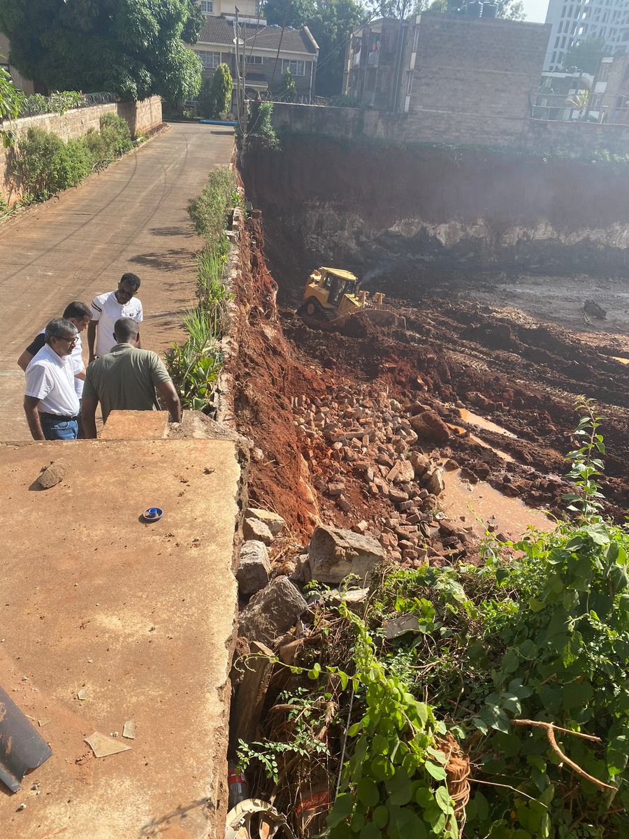 teddyobiero's tweet photo. #ParklandsIsChoking @SakajaJohnson @StateHouseKenya @NemaKenya @HonMosiria  is this really fair? Today families will have to go to bed worried about security and if their cars and houses will be sucked into the excavation!
Must someone die for the cries to be heard? Are the residents on their own?
@HonTimWanyonyi @HEBabuOwino @citizentvkenya @Tuko_co_ke @metro_alliance_ @ANMRA2022 @parklandspamoja