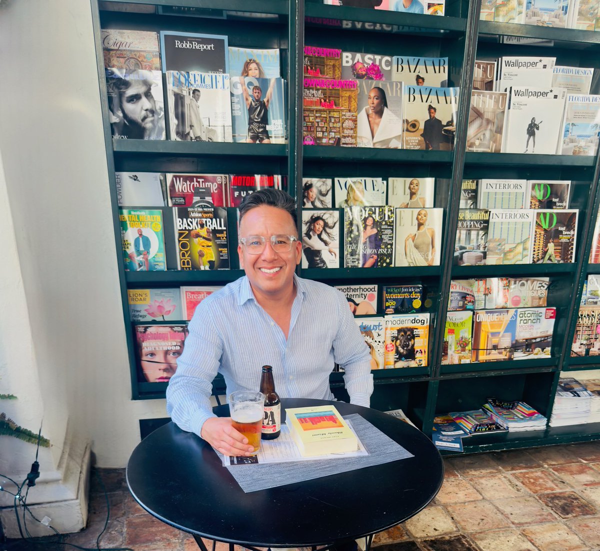 eric campos (@campos2075) on Twitter photo PrĂłximo año regreso a âŠ<a href="/BooksandBooks/">Books & Books</a>â© , hermosa librerĂa donde puedes tomarte una cerveza o un vino y leer tu libro preferido. PrĂłximo año regreso a âŠ<a href="/BooksandBooks/">Books & Books</a>â© , hermosa librerĂa donde puedes tomarte una cerveza o un vino y leer tu libro preferido.