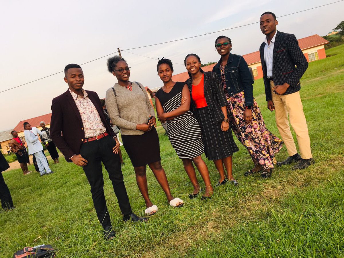 It’s #TBThursday, isn’t it? 😅