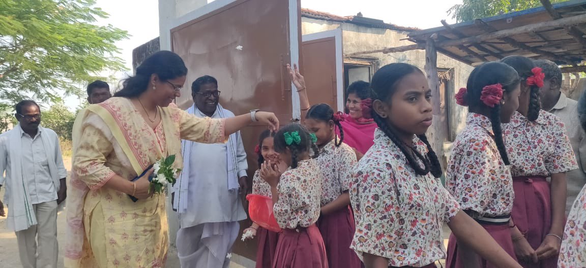 POITDAUTNOOR's tweet photo. This Children’s Day, we celebrate incredible voices of our young stars! TELC &amp; ITDA launched Young Orators Club across all schools in August, empowering students to speak confidently and dream big. Hearing their voices shine brings joy to us &amp; pride to their families! #itdautnoor https://t.co/eaeNuH5woe