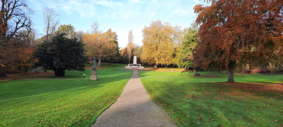 IpswichTouristGuides tweet media