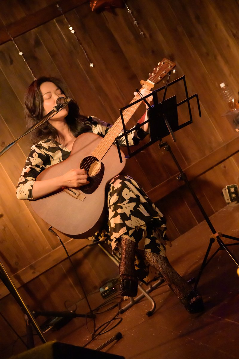 2024年11月3日(日) Live garage..秋田犬
【 INU＊DE HAPPY HALLOWEEN 】

螢(1)