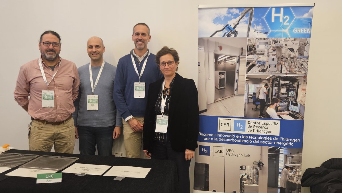 la_UPC's tweet photo. Durant el #H2CATinnovationSummit s'han presentat projectes innovadors dels grups de recerca #UPC, com el @CER_H2_UPC i el @CITCEA.

Cas d'èxit!: el bessó digital per optimitzar sistemes d’acumulació d’hidrogen amb hidrurs metàl·lics.
https://t.co/TJFJAWcY3U https://t.co/DF31kPtzD8