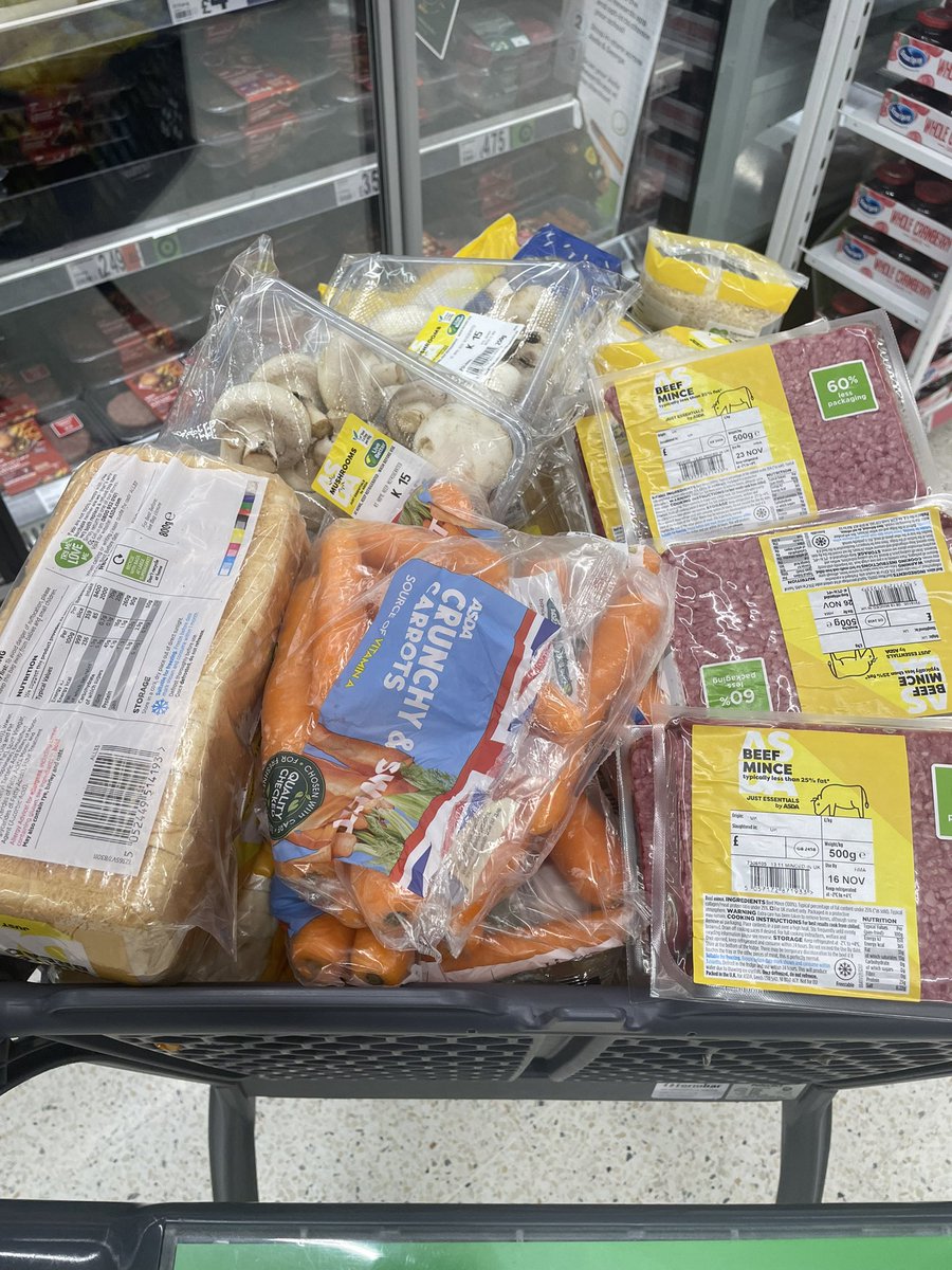 East Cardiff Ministry Area (@eastcardiffma) on Twitter photo Today Mthr Rose is delivering <a href="/StTeilos/">St. Teilo's</a> Puffins food parcels to four families. Each family will get ingredients for 4 fresh nutritious meals plus pantry essentials like tea, veg and bread. If you would like to donate please do follow the link.
eastcardiff.churchsuite.com/donate/fund/yp… Today Mthr Rose is delivering <a href="/StTeilos/">St. Teilo's</a> Puffins food parcels to four families. Each family will get ingredients for 4 fresh nutritious meals plus pantry essentials like tea, veg and bread. If you would like to donate please do follow the link.
eastcardiff.churchsuite.com/donate/fund/yp…