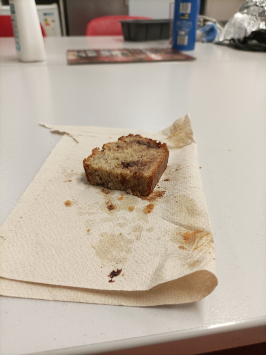 FlashLeleu's tweet photo. Avec gâteau 🍰🎂 caramel noisette https://t.co/sTTKDdunNk