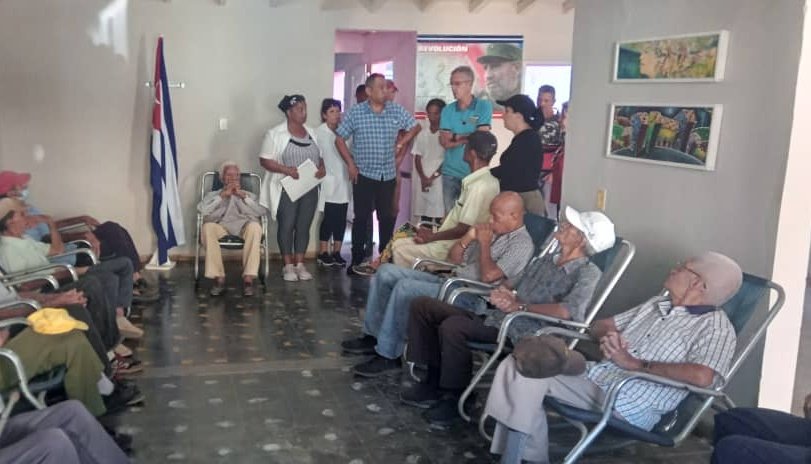 El envejecimiento en #Cuba muestra cifras muy elevadas (incluso antes de las migraciones)todos debemos ser conscientes e incluir en todas las acciones proyectos solidarios con un envejecimiento saludable, inclusivo.
#SanctiSpíritusEnMarcha #CubaPorLaVida