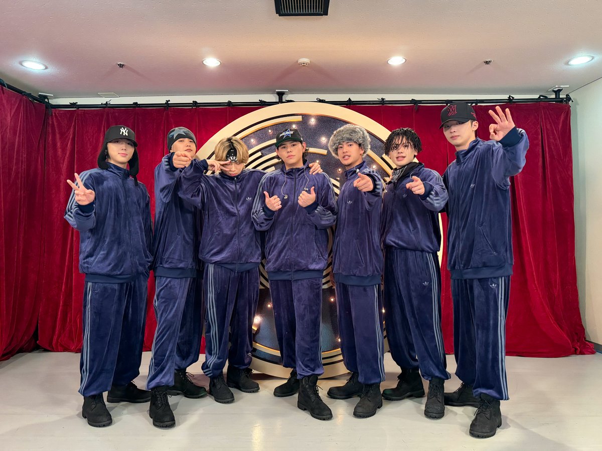 BEFIRSTofficial's tweet photo. 2024.11.14
読売テレビ「ベストヒット歌謡祭2024」
@besthitskayosai

BE:FIRST 'Masterplan'
▼Streaming &amp; Download
https://t.co/cx7n5OfNUy

▼Music Video
https://t.co/fdL0v0U6gC

#ベストヒット歌謡祭
#BF_Masterplan
#BEFIRST https://t.co/9xaPngWHph