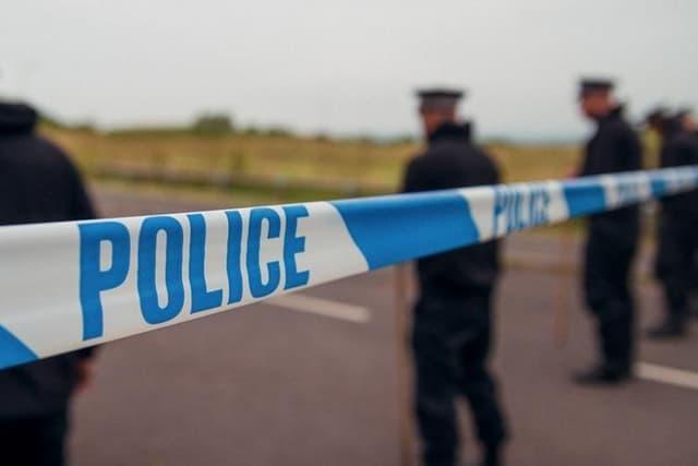 Injured man and woman in hospital after being hit by prison van in Doncaster doncasterfreepress.co.uk/news/emergency…