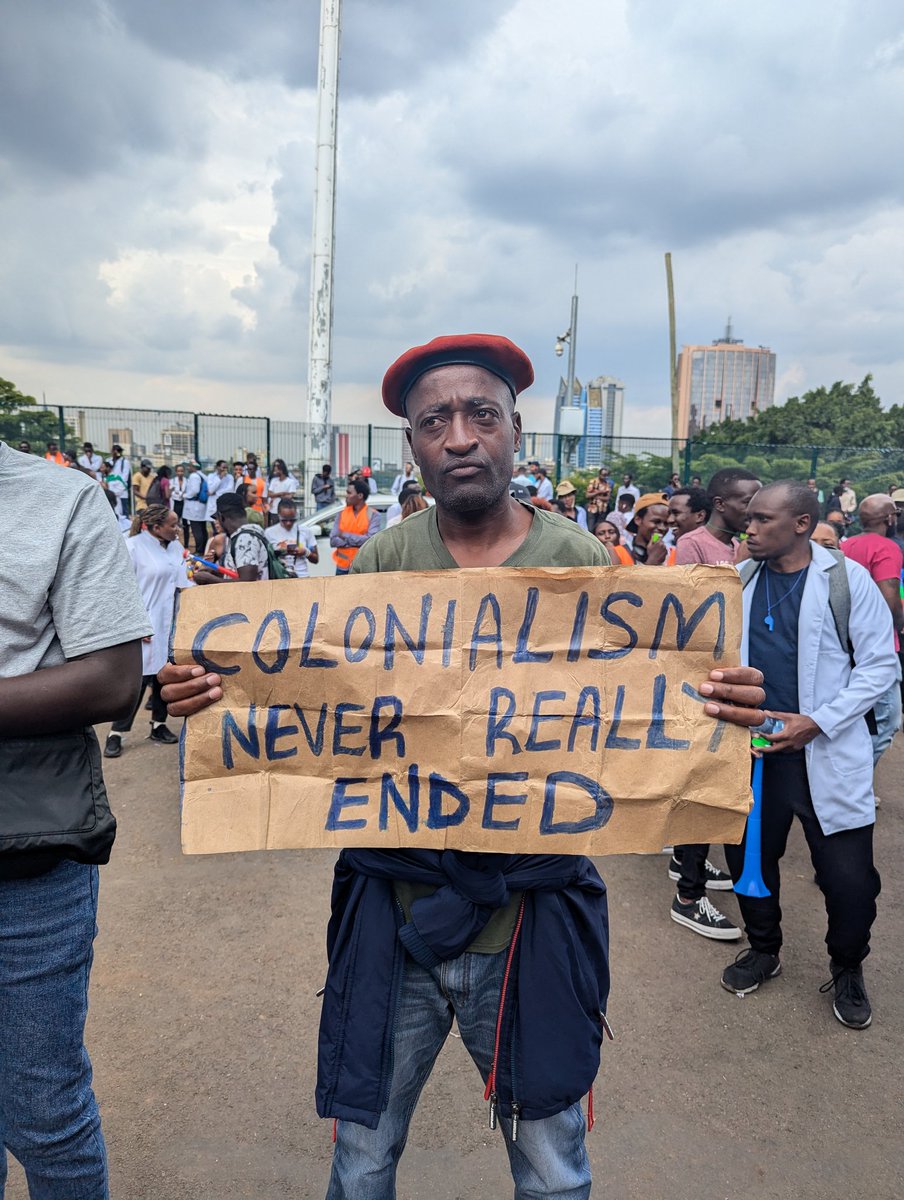 BernardKavuli's tweet image. PATRIOTS;

STOP what you&apos;re doing and type #FreeKamau 

RETWEET widely ✊