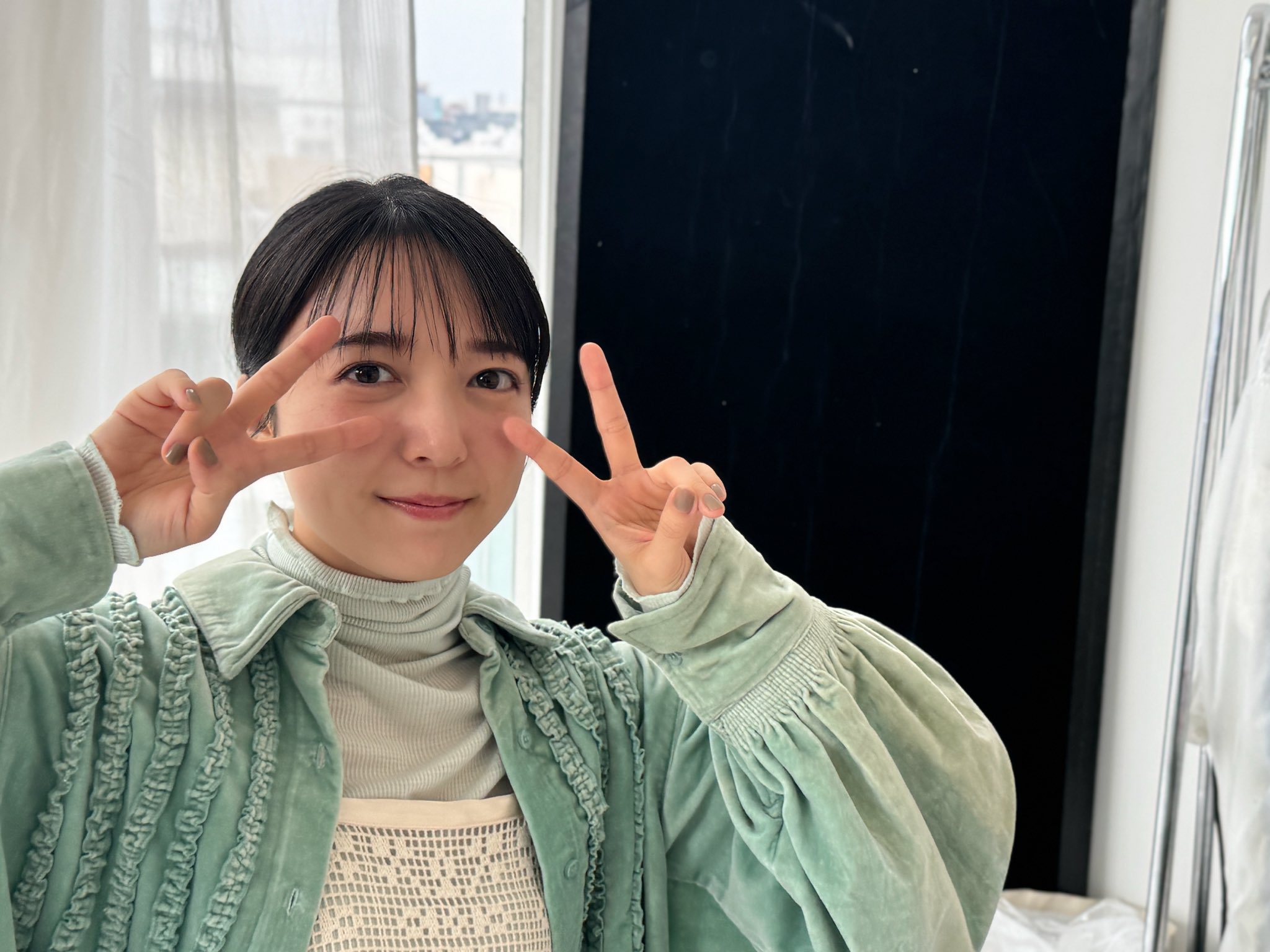 r-ページ　上白石萌音　サコッシュホワイト オフィシャルグッズ＆ファンクラブ会員限定グッズの発売決定