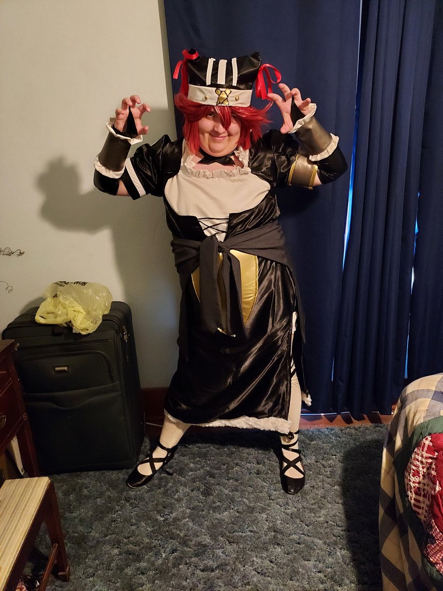 Crazy21D2's tweet photo. "Werewolf Battle Maid of the Six Star Pleiades"
Guys, I made this cosplay in a week, and it turned out insanely good! Aaaah! Now I know I sew fast!!!!! https://t.co/AJ571WFWCU