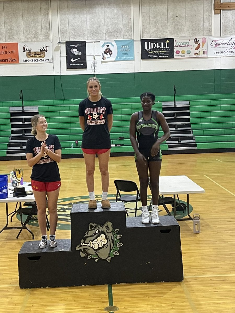 Mallory2026's tweet photo. I had great weekend playing in Tampa at the Xtreme Demensions Tournament! Putting work in the weight room and it’s paying off. Placed first in the 129 weight class against Suwanee County💪🏻  
@FeNowling @CoachSWebster @joe_pound @B_Sauerwein22 @ccgasoftball https://t.co/MgbK63lsSx