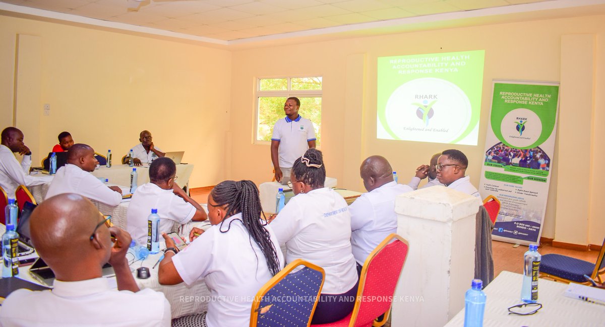 RHARK7's tweet photo. ✍️We convened @of_siaya CHMT meeting to assess & understand the #triplethreat situation in Siaya county, strategies being actioned by the department to address the alarming prevalence of #teenpregnancy, #unsafeAbortion, New #HIV & #STI infections among adolescents and young people, cases of #GBV and #SGBV.
✍️With the support of @TICAH_KE, we reviewed the existing National & County youth & SRHR, guidelines, policies and frameworks that are aimed at curbing the triple threat in Siaya and promoting #ASRHRS. Implementation gaps and interventions purposed to support implementation.
✍️On the multisectoral approach, we explored collaboration opportunities on Advocacy, implementation of the policies and frameworks, and promotion of access to information and service uptake among #AYP.
☑️The dept pointed out the Siaya RMNCAH BILL 2024 which seeks to promote advocacy for key ASRHR activities.
☑️Working closely with the Department of Education on continuation with the school health CLUBS.
☑️Implementation of the AYP action plan that seeks to engage the youth to understand their health and social needs.
☑️The facilities' grievances address mechanism that seeks to monitor challenges youths face in accessing #SRH services access and uptake.
✍️Monitoring, accountability and advocacy on #SRHR, #CSE

@MeTAKenya2018 @SiayaNetwork @Power2YouthKe @NAYAKenya @rhnkorg @Amref_Kenya @CSONetwork @MOH_Kenya @FemnetProg @themamanetwork @Kmet_Kenya @YourAuntyJane @udi_initiative