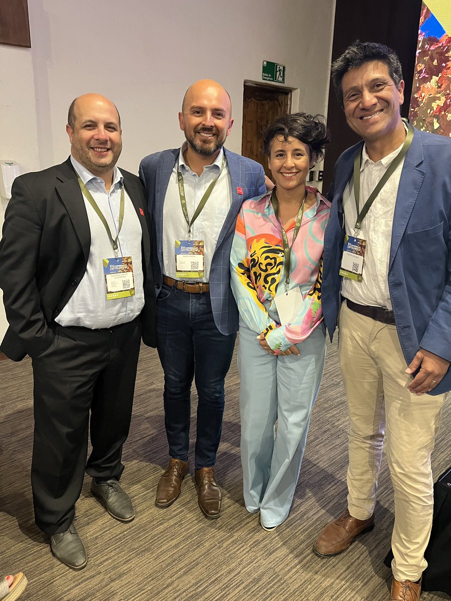 Como @<a href="/Inacapinos/">INACAP</a> decimos presente 👆 en el XV Congreso Hotelero en Santa Cruz, e uno de los destinos turísticos con mayor identidad de nuestro país 🍇✨.  Él sector se une para debatir temas claves y desafíos futuros!