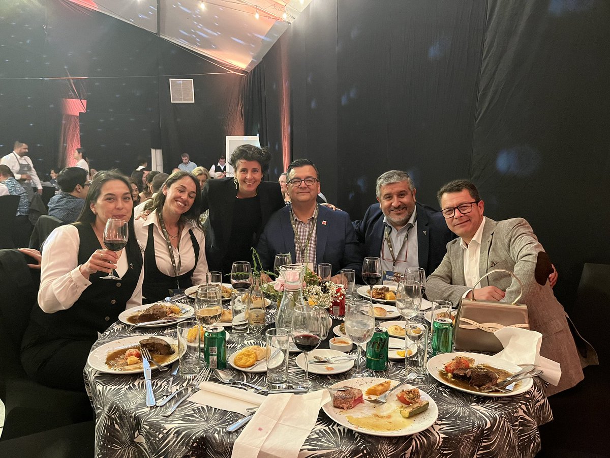 Bea Román Alzérreca tweet media