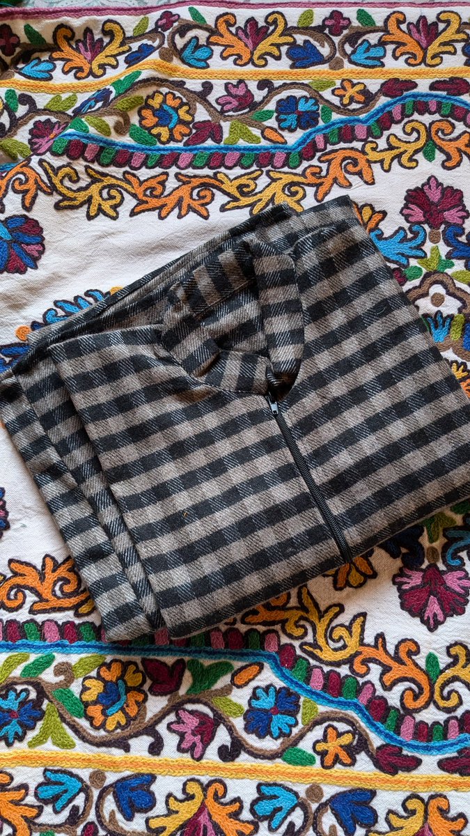 gyawun's tweet photo. Men kashmiri pheran

Buy from https://t.co/p8Fcrd2tmT https://t.co/hjX18QgWEd