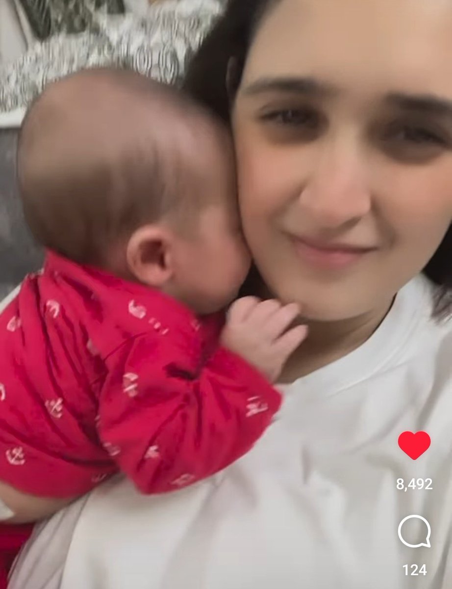 majumder_arya's tweet photo. How cute pics of #RadityaRode with mom #PankhuriAwasthy @Panawasthy_31 ❤️❤️
#HappyChildrensDay https://t.co/mwS8hN6J5C