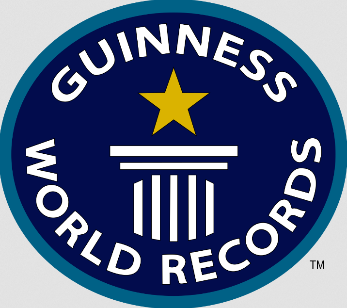 Pokémon veut battre le record du Guinness World Records du plus LONG unboxing en live du monde !

The Pokémon Company International organise un marathon de 24 heures où des fans de toute l'Europe vont se relayer pour ouvrir des paquets de cartes le 21 novembre, à l'occasion de la