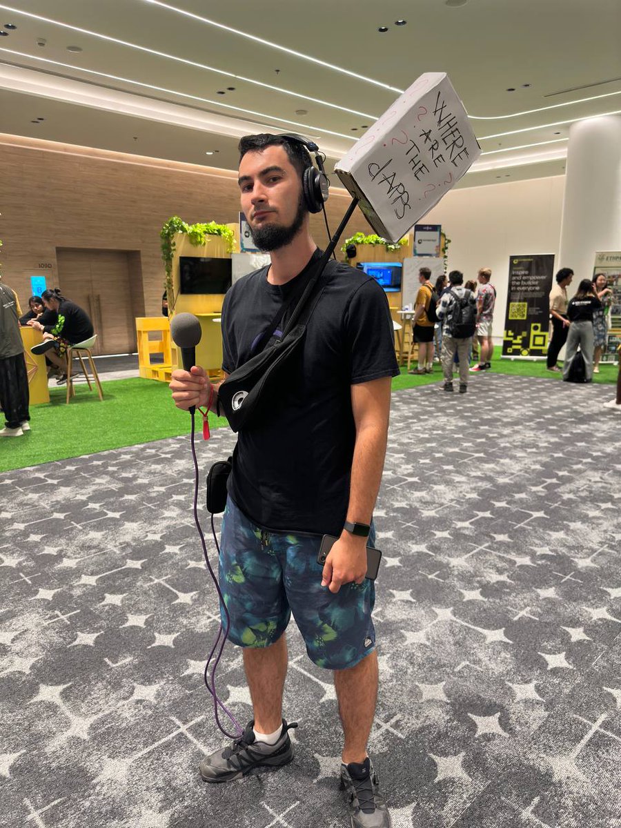 peth.eth (@petheth) on Twitter photo Have you guys found any dapps youre not telling me about?
<a href="/divine_economy/">david phelps</a> <a href="/binji_x/">binji</a> <a href="/jessepollak/">jesse.base.eth</a>
Booths: 90% infra
Talks: 3 dapps
Hackers: building infra
Is this real life?
HAVE Y'ALL SEEN ANY DAPPS??? Have you guys found any dapps youre not telling me about?
<a href="/divine_economy/">david phelps</a> <a href="/binji_x/">binji</a> <a href="/jessepollak/">jesse.base.eth</a>
Booths: 90% infra
Talks: 3 dapps
Hackers: building infra
Is this real life?
HAVE Y'ALL SEEN ANY DAPPS???