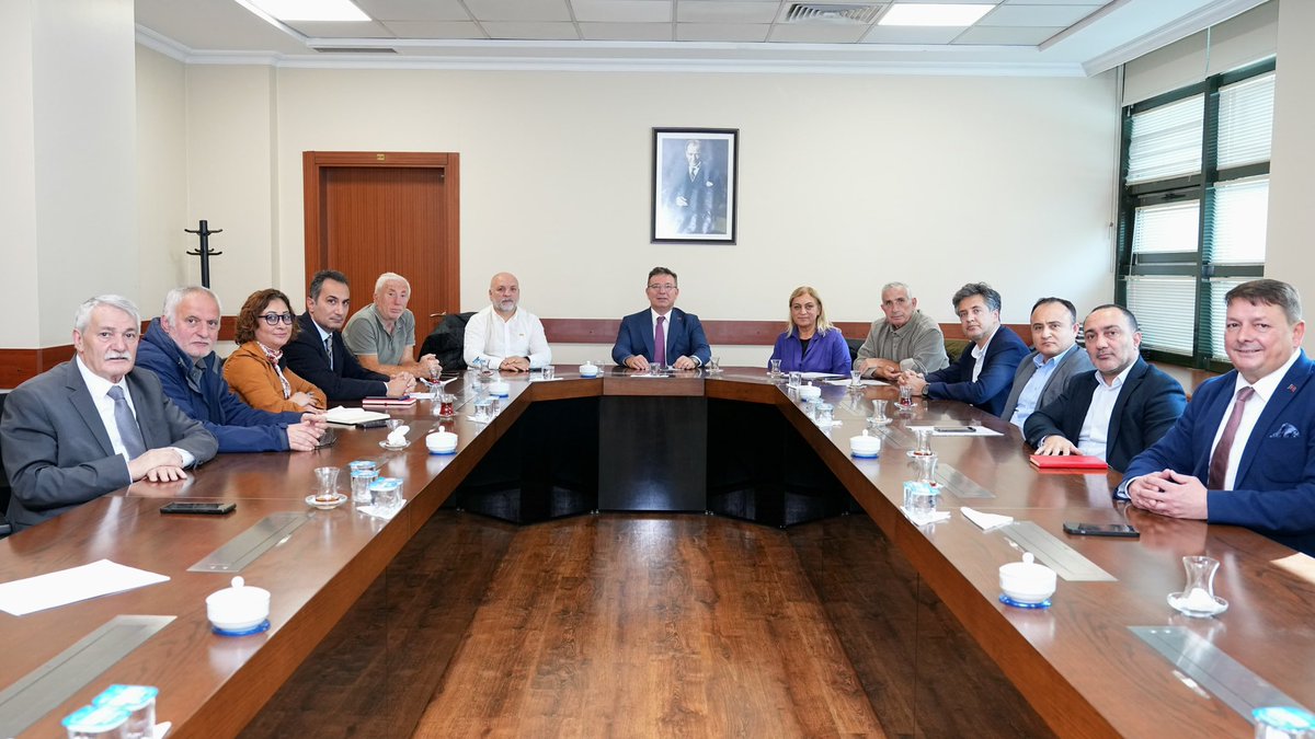 Mülkiyet ve tapu sorunu yaşayan mahallelerimiz için İstanbul Büyükşehir Belediyesi, Sarıyer Belediye Başkanımız Sayın <a href="/m/">Mika</a>.oktayaksu , Sarıyer Mahalleler Birliği, ilgili başkan yardımcımız ve müdürlerimizle toplantımızı.

Çözümü için takipçi olmayı sürdürüyoruz.