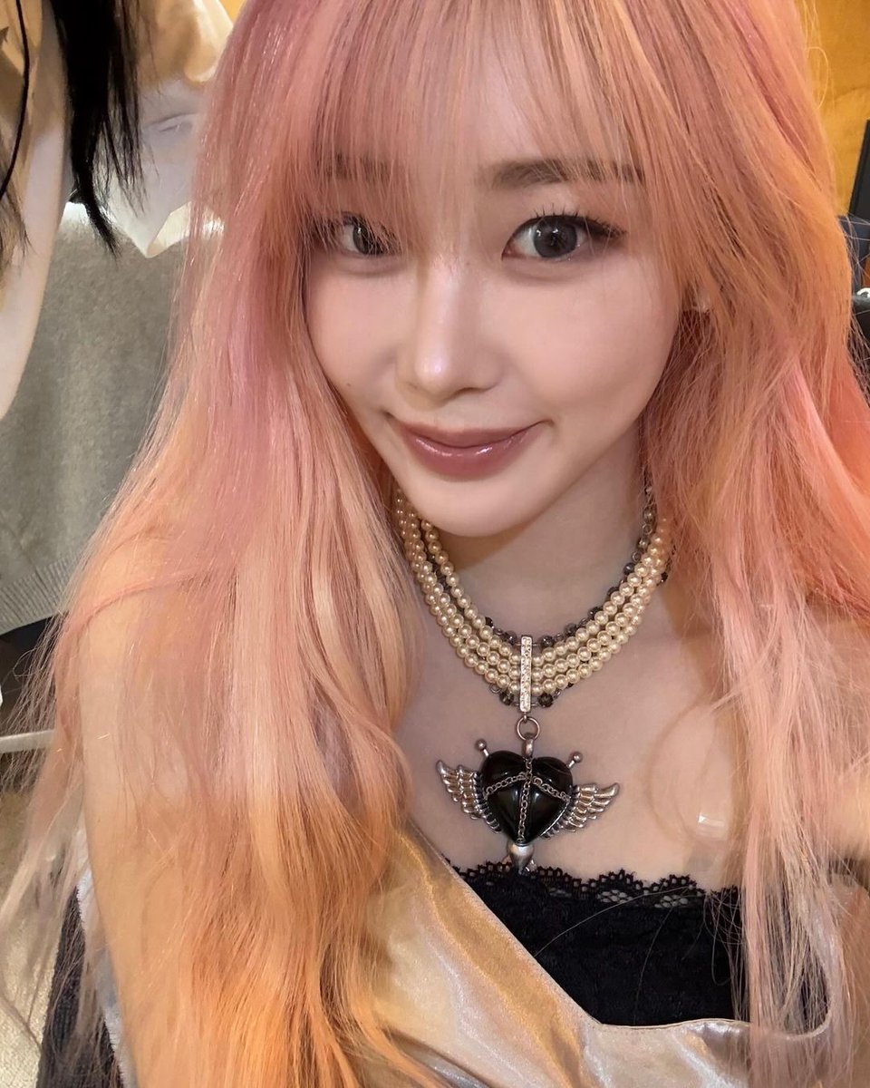 urmoon_aeri's tweet photo. PRETTIEST GIRL EVERRRRR https://t.co/X06wu2GVl6