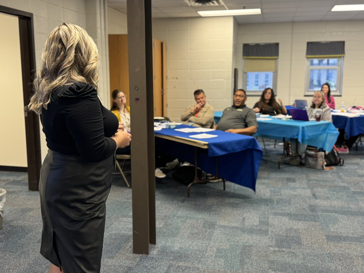 chambersjpc's tweet photo. One of our favorite days at @IPSSchools every month: #AssistantPrincipal #IPSDistrictPD! #TeamIPS #WatchUsWork #WatchUsLearn https://t.co/kDzxjV8aWl