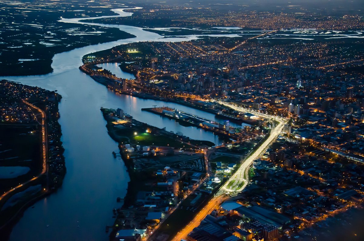Chimi Santafesino (@canteli_lorenzo) on Twitter photo Mañana cumple 451 años la ciudad donde nos llamamos por primera vez “Argentinos”, la misma donde se creó el alfajor (golosina nacional), la cuna de la constitución, la ciudad más cervecera, tierra de cumbia y mosquitos. Capital nacional de la picada, la reposera y la humedad. Mañana cumple 451 años la ciudad donde nos llamamos por primera vez “Argentinos”, la misma donde se creó el alfajor (golosina nacional), la cuna de la constitución, la ciudad más cervecera, tierra de cumbia y mosquitos. Capital nacional de la picada, la reposera y la humedad.