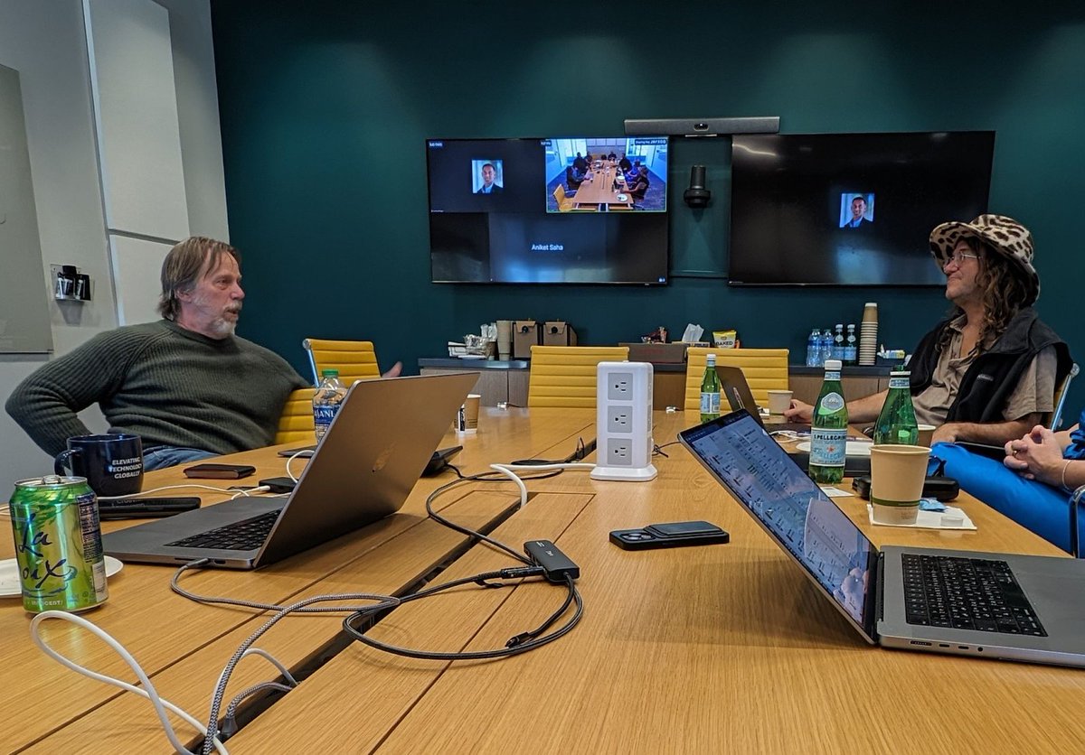 SingularityNET tweet media