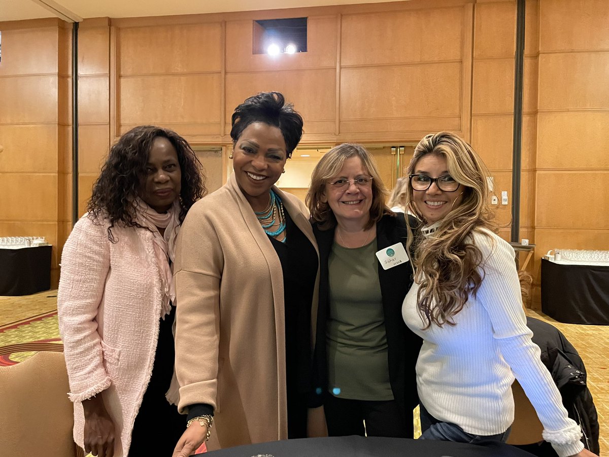 DavisJSW1's tweet image. #SMSKGrowthConference24#growingourminds#hcdsb#hcdbscyc #cyclife#Socialworklife