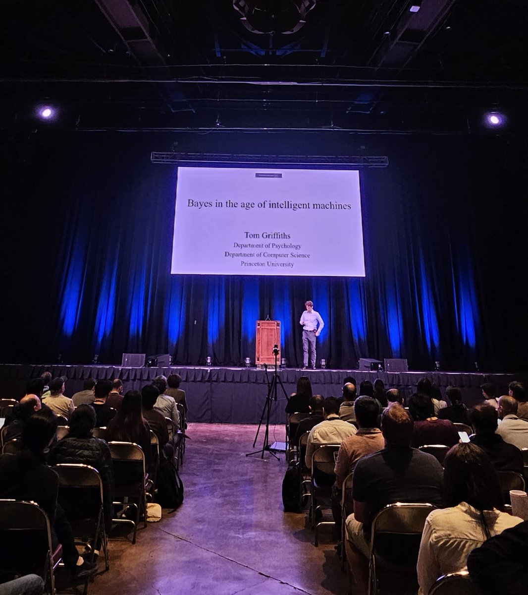 emnlpmeeting's tweet photo. 🚨The last of our #EMNLP2024 keynotes is starting now!

@cocosci_lab's Tom Griffiths will be giving an exciting talk on **Bayes in the age of intelligent machines** https://t.co/xKfslrnn1g