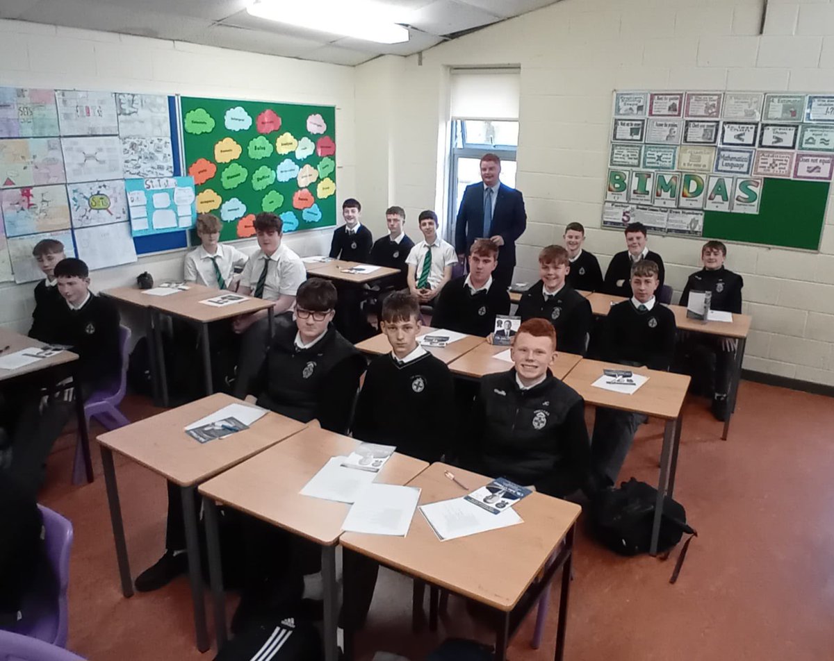 Our 3rd year CSPE class were delighted to have past pupil Cllr. John O'Heney in to give a talk today. They learned all about the role of a county councillor and the upcoming election.