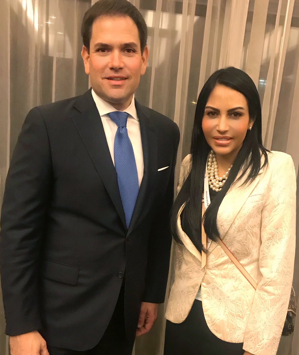 Desde Venezuela, país que sigue luchando por su libertad, envió mis más calurosas felicitaciones al Senador <a href="/marcorubio/">Marco Rubio</a>, quien ha sido designado por el Presidente <a href="/realDonaldTrump/">Donald J. Trump</a>, como Secretario de Estado de los EE.UU. 

Tengo el honor de conocer al Senador Rubio, con quien nos