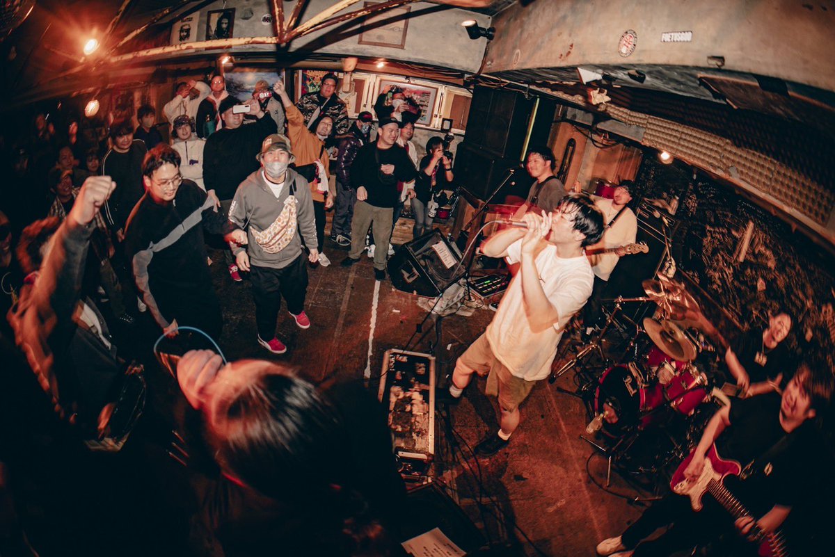 ♾️
2025年1月12日(日) 
izpは12年ぶりに東京でライブします！
詳細はまた改めて告知します！

#izp