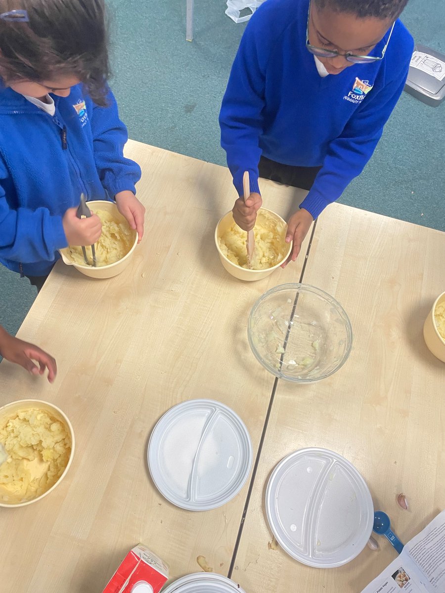 Foxfield - Year 3 tweet media